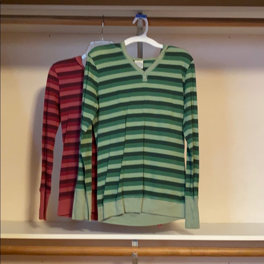 Hooded shirt